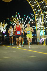 BIB: 000000, 41982, 00000, 40347
                            <button type="button" onclick="openModal(22815302)" class="btn btn-primary btn-sm float-right btn-popup" data-toggle="modal" data-target=".modal-high-quality">
                        <i class="fas fa-shopping-cart"></i> Add to Cart
                    </button>
                                            <button type="button" onclick="isThisMe(22815302, true)" class="btn btn-success btn-sm float-right btn-popup btn-isme hidden" data-toggle="tooltip" data-placement="bottom" title="นี่คือรูปของคุณใช่ไหม คลิกที่นี่เพื่อเอาเข้าอัลบั้ม">
                        <i class="fas fa-plus"></i> Add to album
                    </button>
                    <button type="button" onclick="isThisMe(22815302, false)" class="btn btn-warning btn-sm float-right btn-popup btn-isnotme hidden">
                        <i class="fas fa-ban"></i> Remove from album
                    </button>